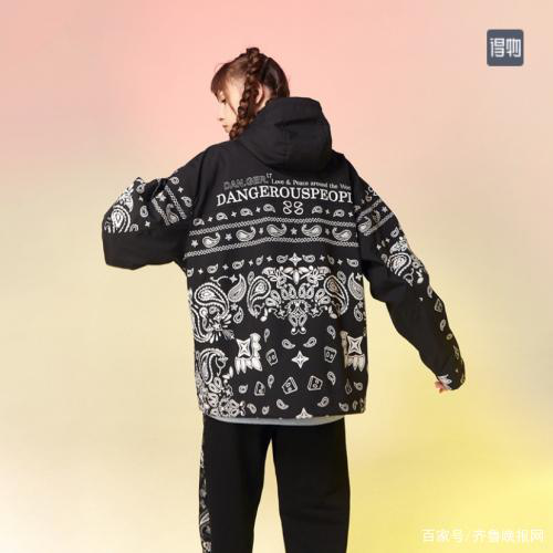 得物首发国潮品牌DANGEROUS PEOPLE，春季元素与潮流撞出新火花”